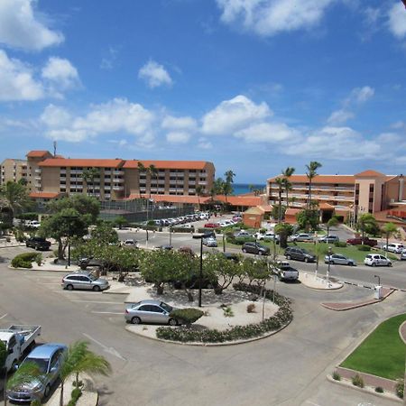 Casa Del Mar Beach Resort Palm Beach Exterior photo