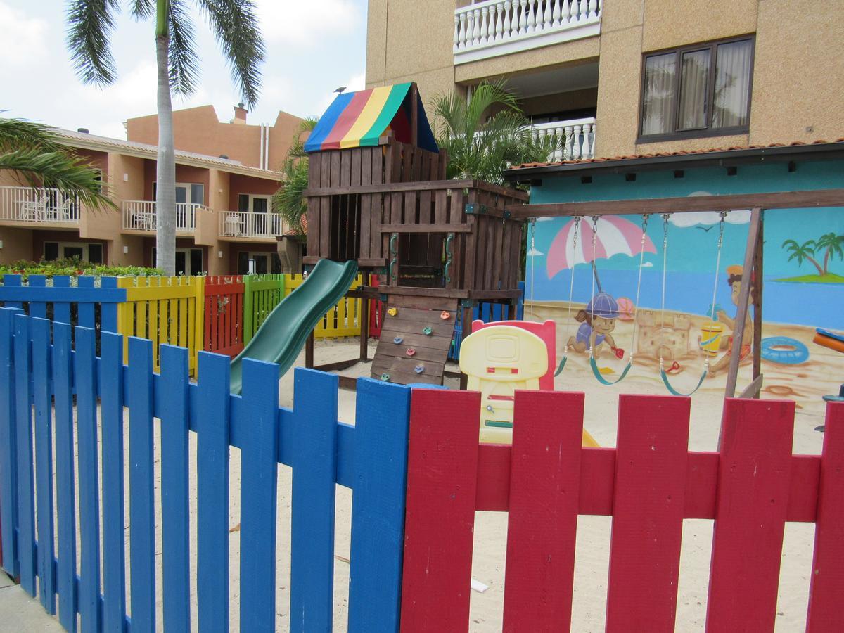 Casa Del Mar Beach Resort Palm Beach Exterior photo